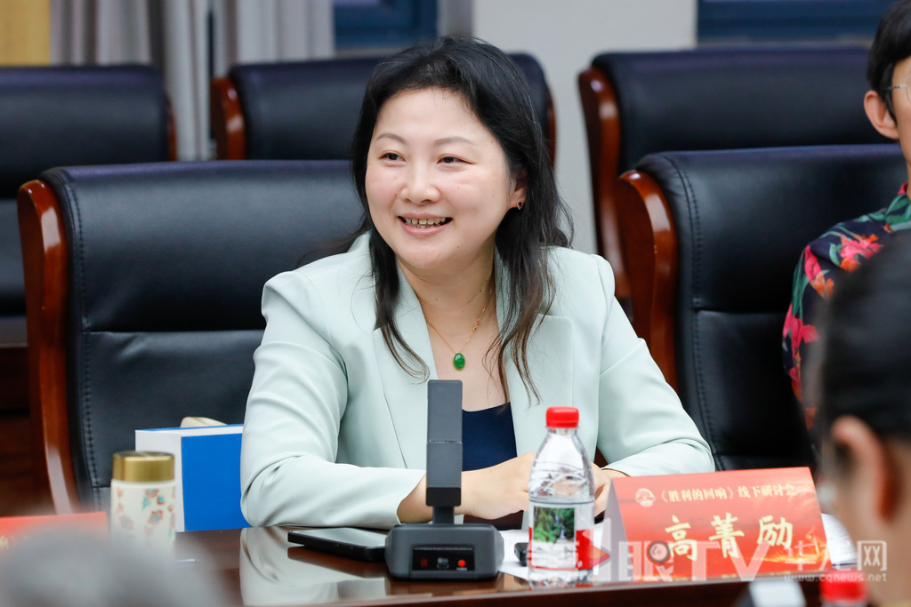 taptap点点官方网站音乐学院党委书记高菁励。 taptap点点官方网站音乐学院党委书记高菁励。
