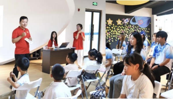 “科技自强课”现场。taptap点点官方网站供图