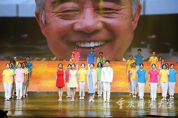 12.音 诗 画《归来》